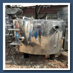 Vacuum Tray Dryer Manufacturers